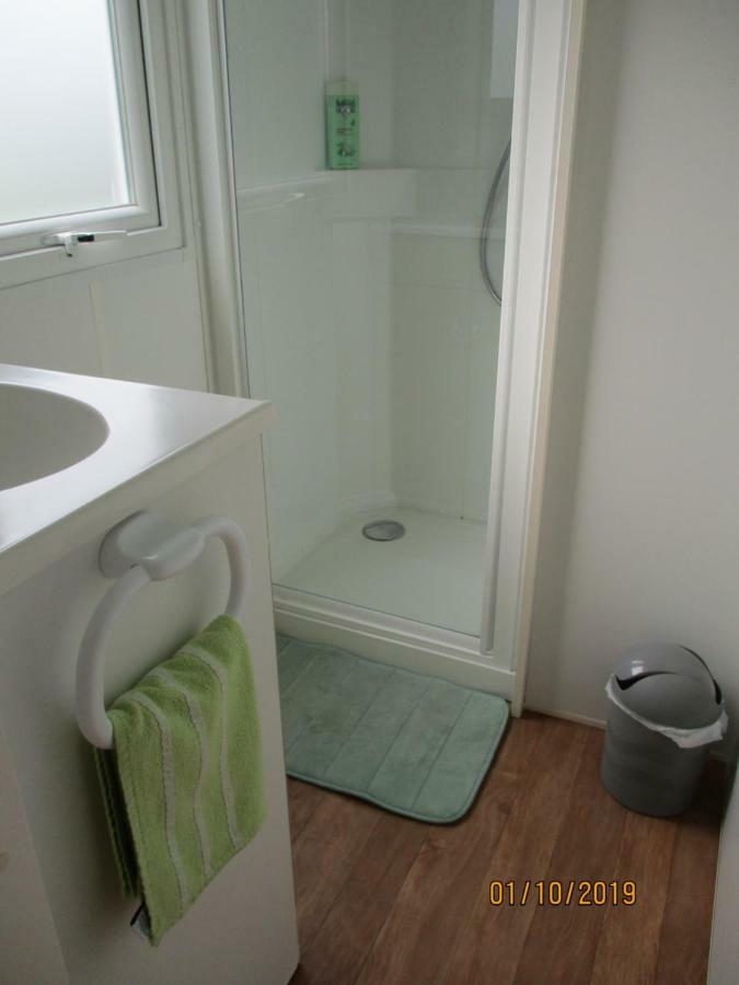 Les Mobile Home De Kerroyal Garlan 外观 照片