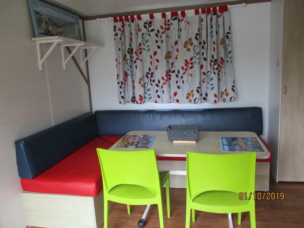 Les Mobile Home De Kerroyal Garlan 外观 照片